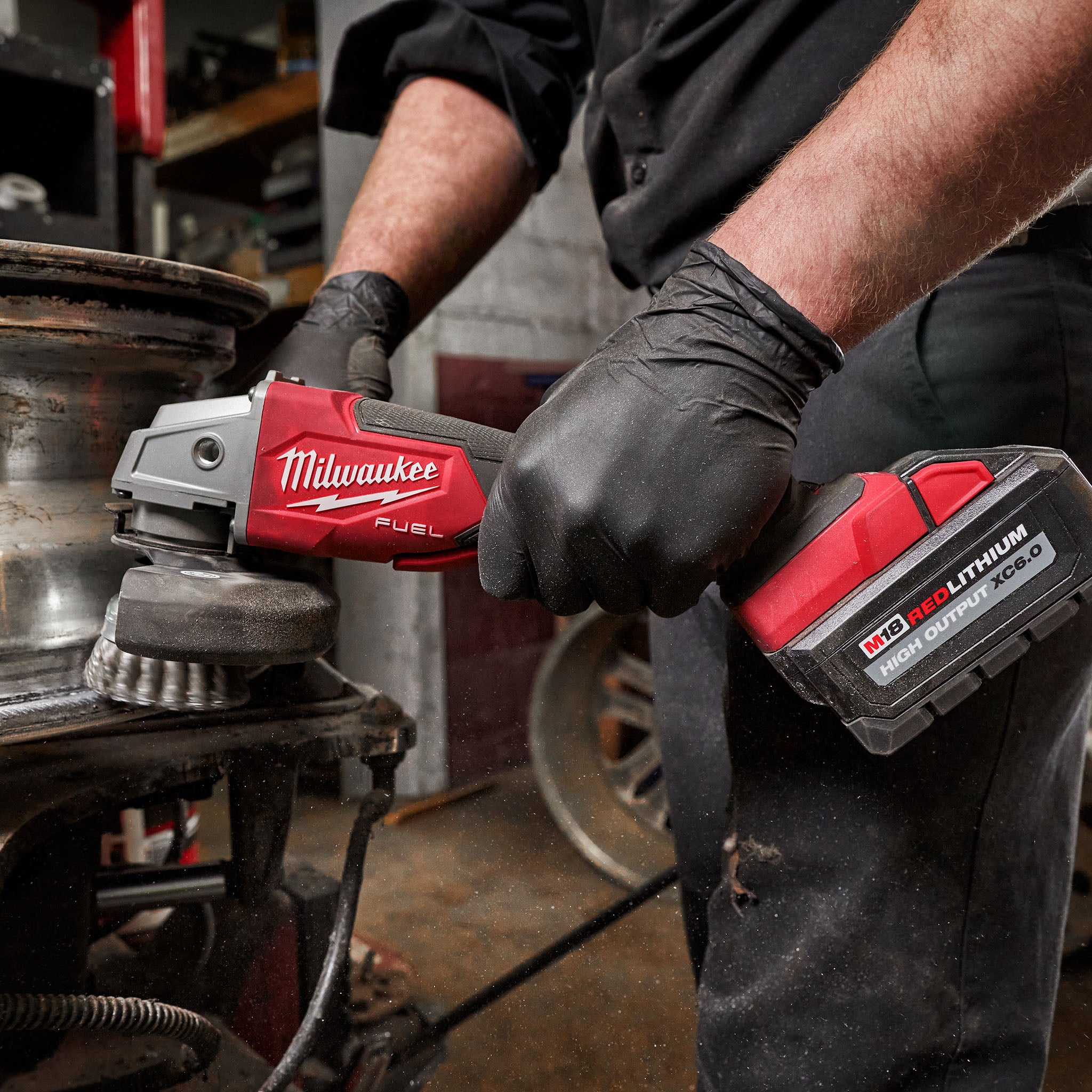 Milwaukee 2888-20 - M18 FUEL 4-1/2"/5" Variable-Speed Braking Grinder (Tool Only)