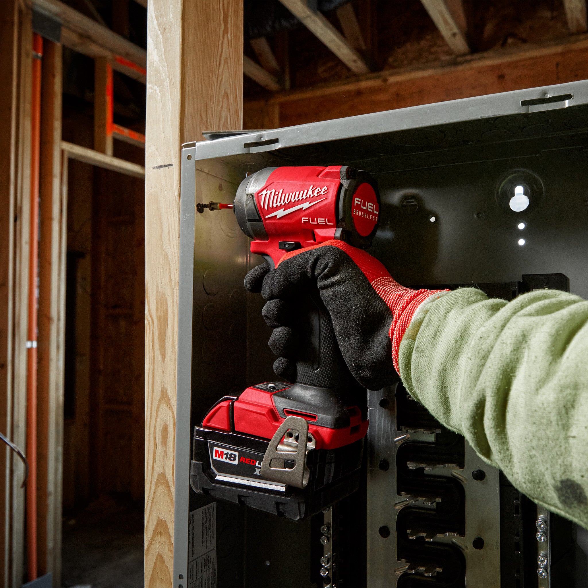 Milwaukee 3697-22 - M18 FUEL 18V Li-Ion Brushless Next Generation Hammer Drill Impact Driver Kit w/ (2) 5.0ah Battery