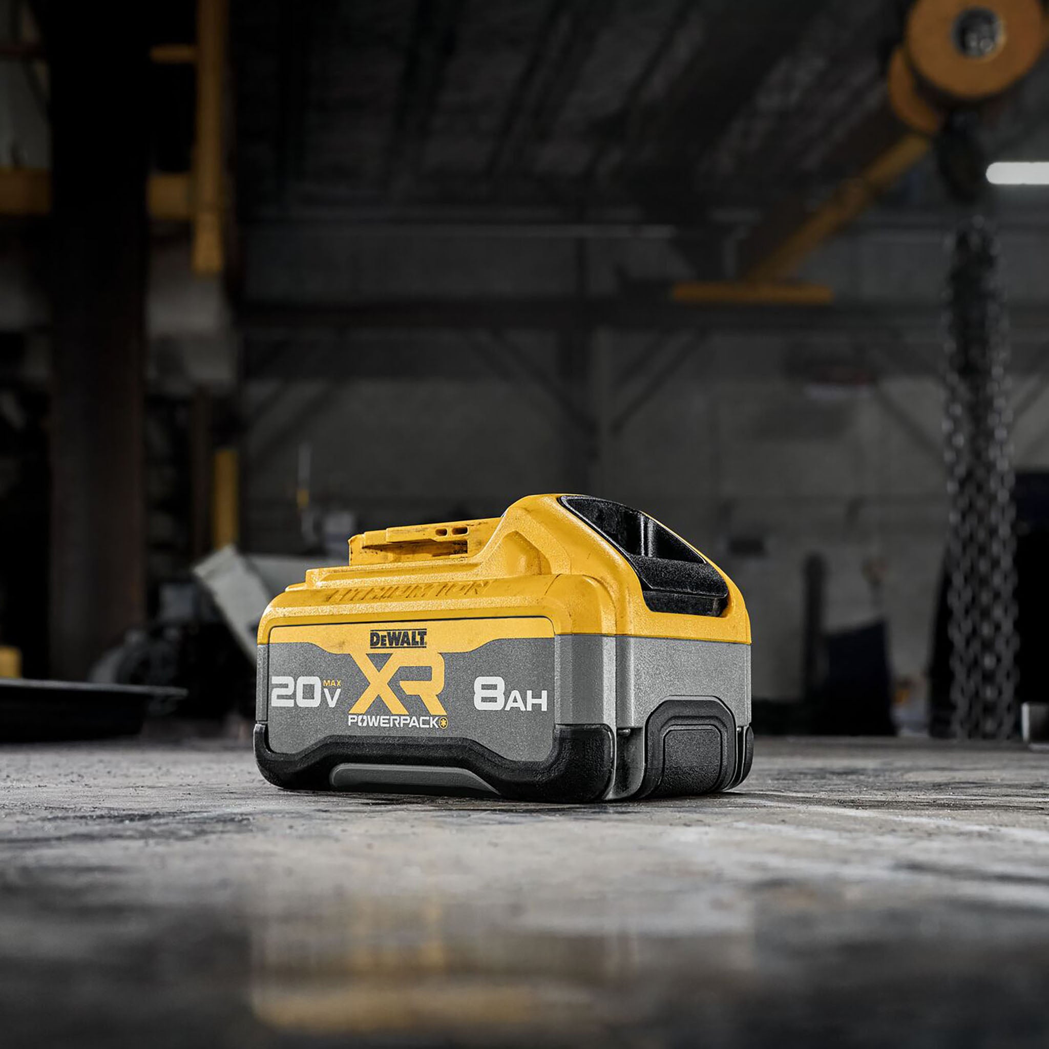 DEWALT DCB2108-2 - 20V MAX XR 8Ah Batteries (2-Pack)