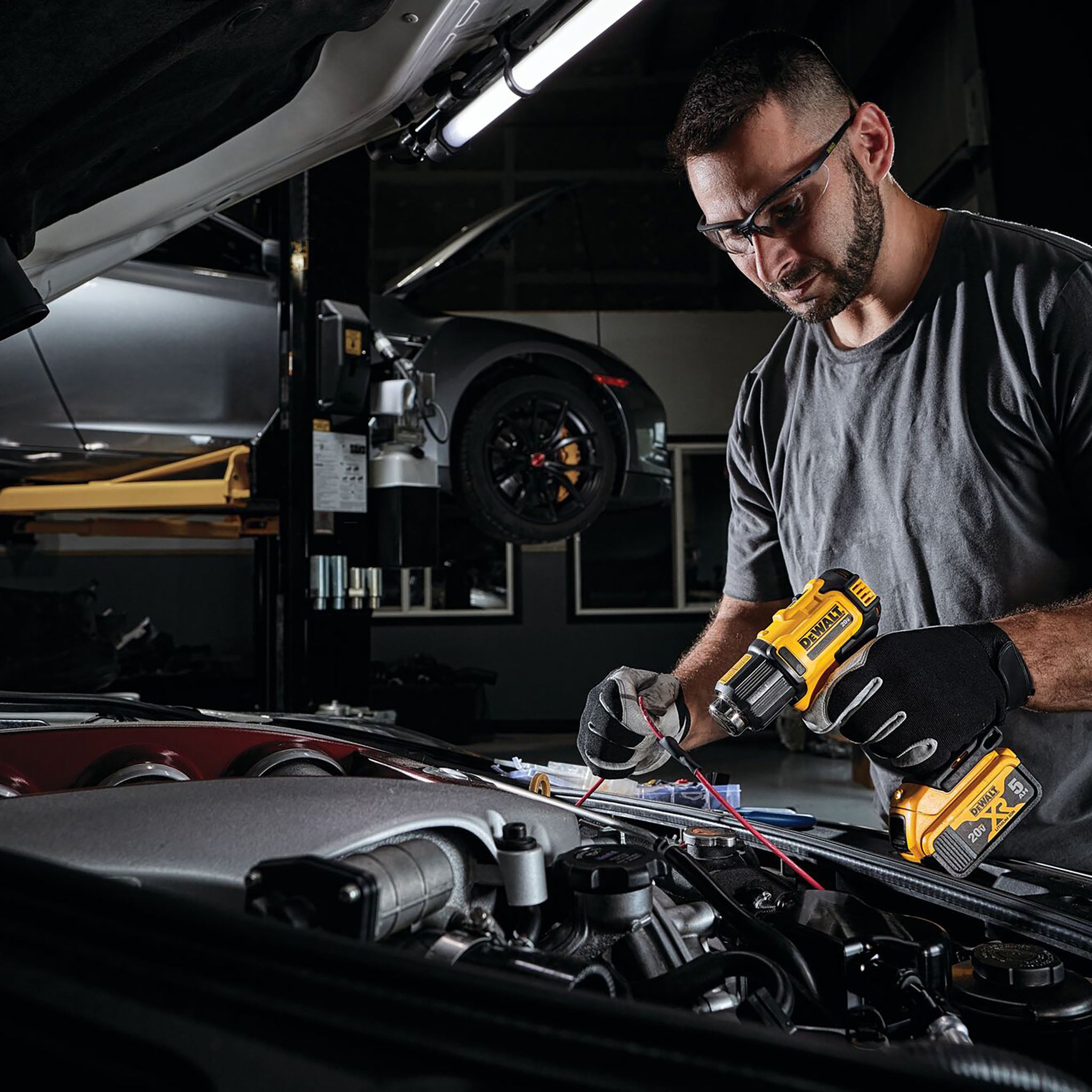 DEWALT DCE530B - 20V MAX Cordless Heat Gun (Tool Only)