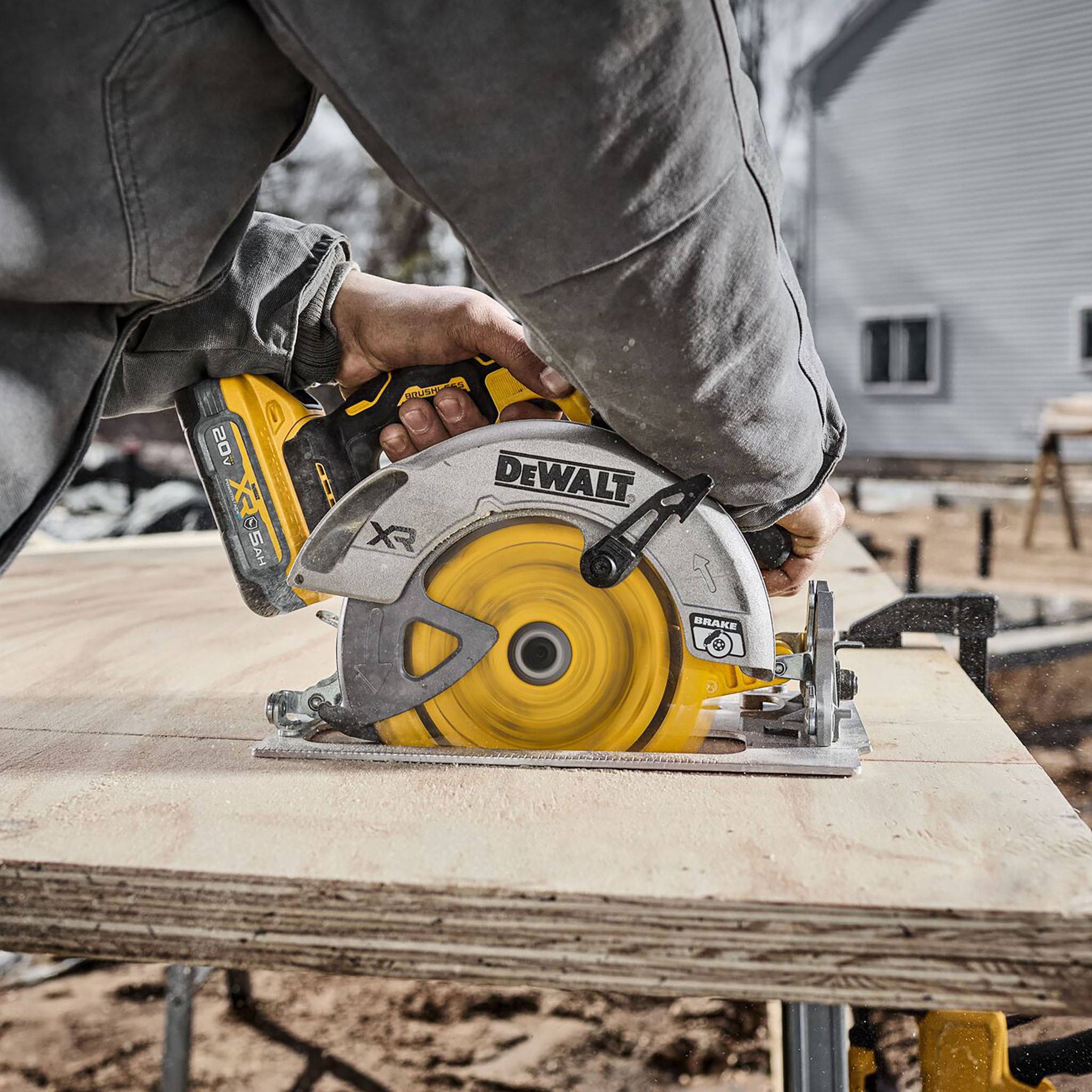 DEWALT DWA271424 - 7-1/4" 24-Tooth Circular Saw Blade