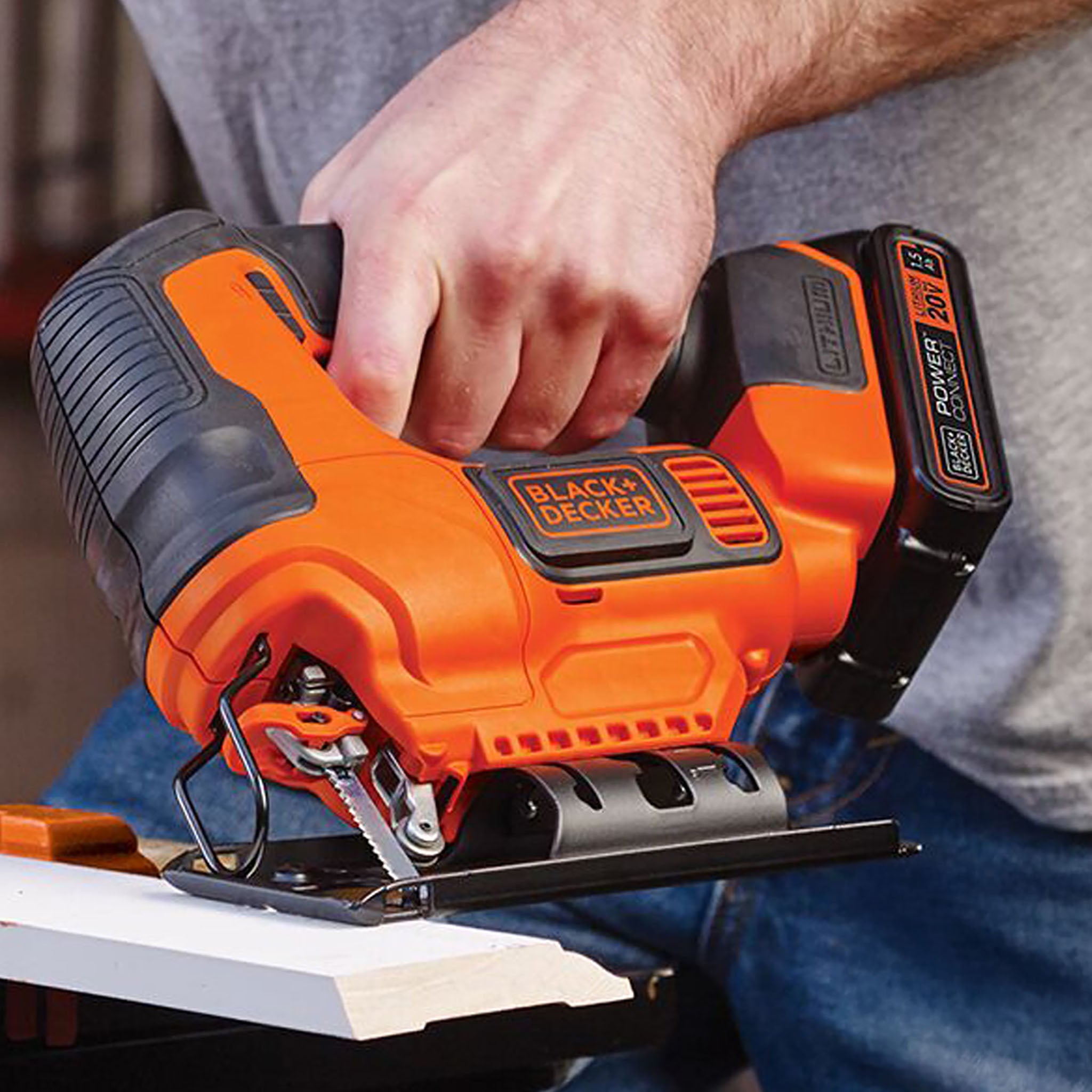 BLACK+DECKER BDCJS20C - 20V MAX POWERCONNECT Cordless Jigsaw
