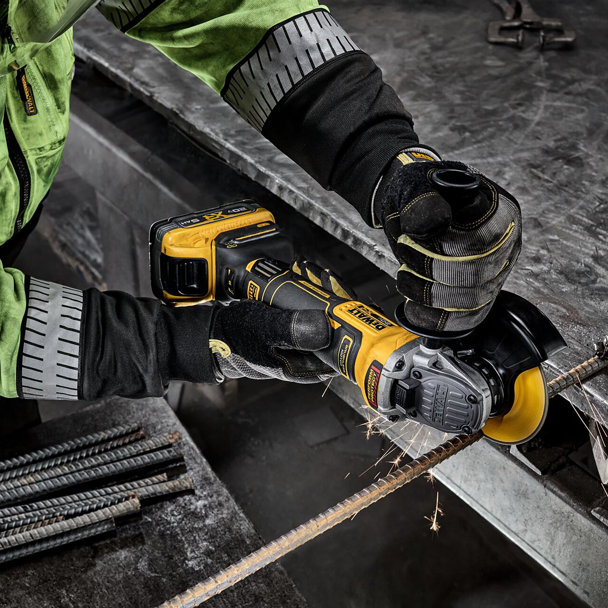 DEWALT DCG410VSB - 20V MAX XR Cordless Brushless 4-1/2 to 5 in. Die Paddle Switch Grinder, Variable Speed (Tool Only)